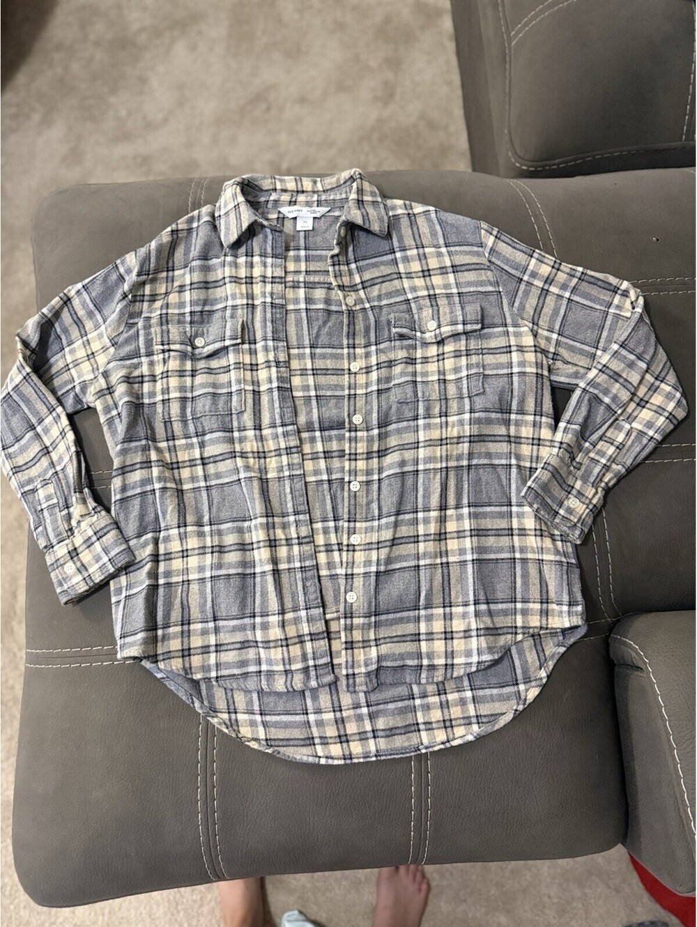 Old Navy Women Button Up Shirt XS Gray Plaid Flannel The Boyfriend Shirt